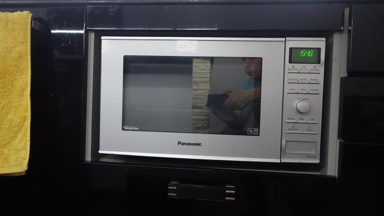 גדינייה Apartament Neon מראה חיצוני תמונה